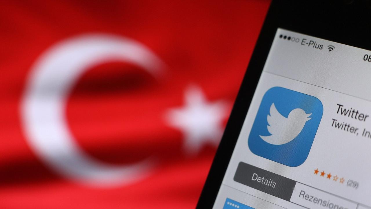 Ankara s'en prend violemment à Twitter et l'accuse de "diffamation" [EPA - Karl-Josef Hildenbrand]