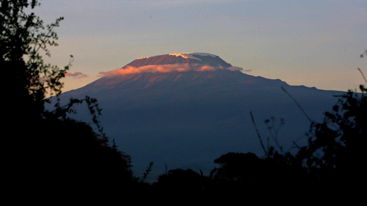 Le Kilimandjaro en Tanzanie photographié en 2006. [Keystone/EPA - Stephen Morrison]