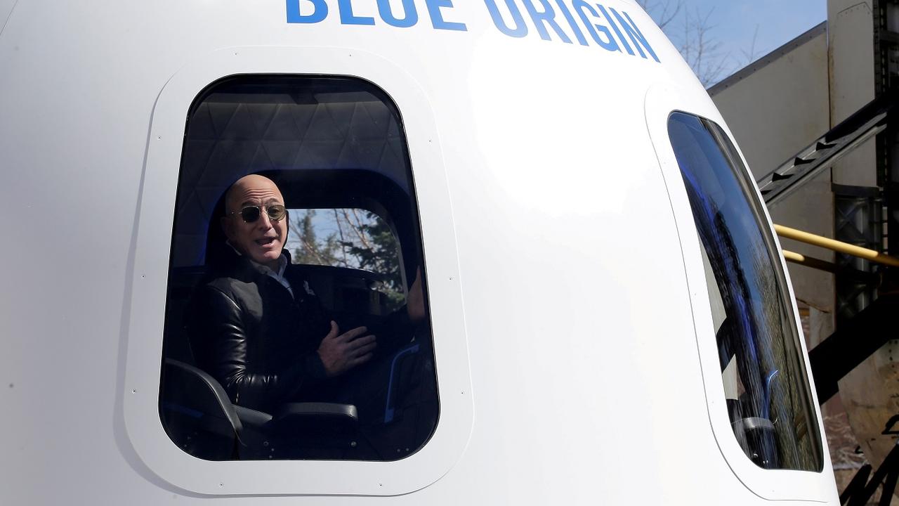 Un anonyme paie 28 millions de dollars pour quitter la terre avec Jeff Bezos [Reuters - Isaiah J. Downing]