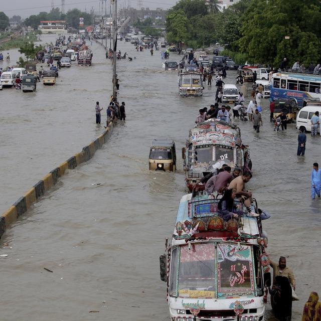 Inondations Pakistan, changement, réchauffement climatique, environnement.