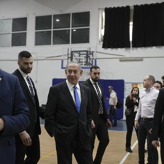 Benyamin Netanyahou bien placé pour revenir au pouvoir, selon les premiers sondages [AP Photo - Maya Alleruzzo]