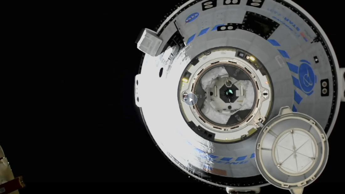 Starliner, la capsule de Boeing, atteint pour la première fois l'ISS [NASA via AP]