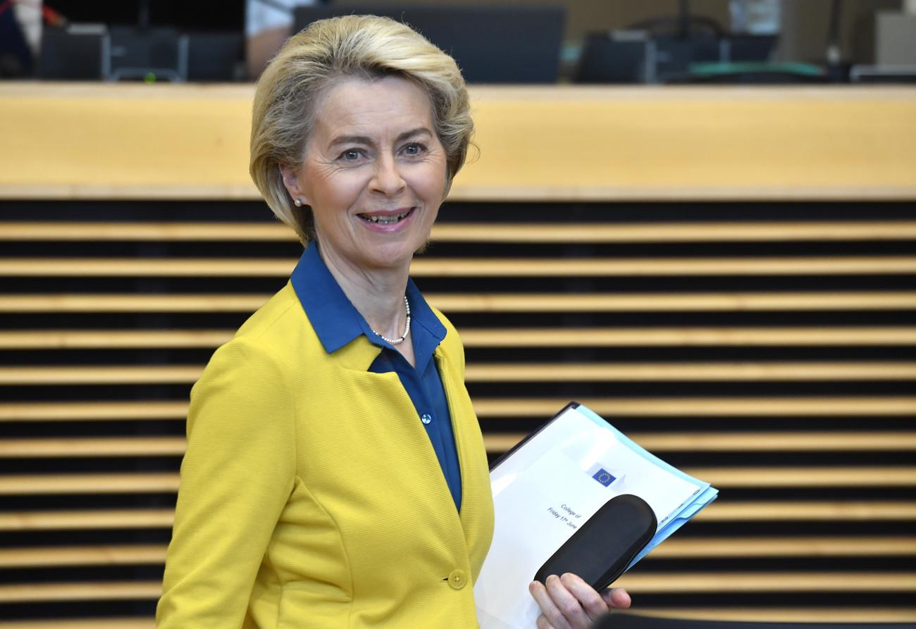 La présidente de la Commission européenne Ursula von der Leyen. [AP Photo - Geert Vanden Wijngaert]