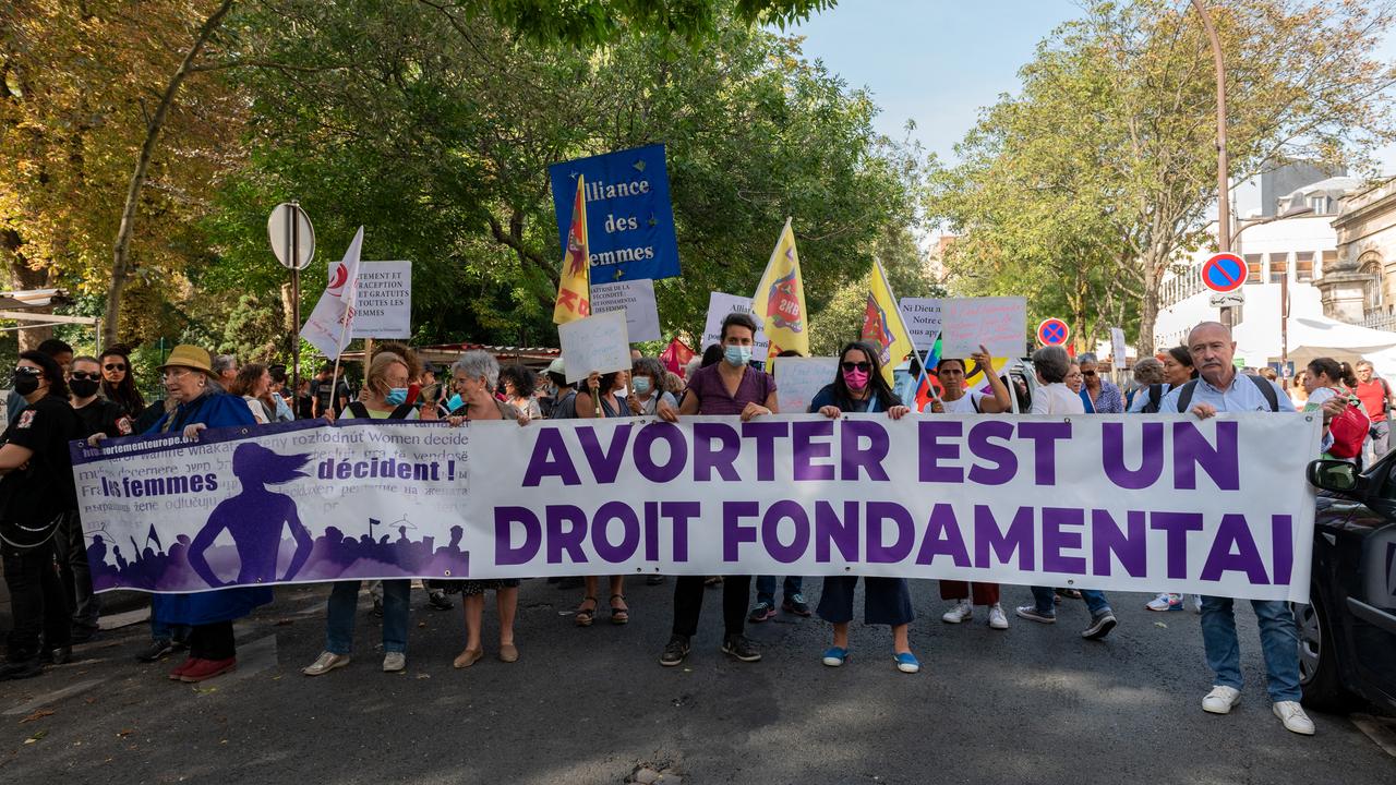 Des manifestantes en faveur du droit à l'avortement en France. [AFP - Hans Lucas]