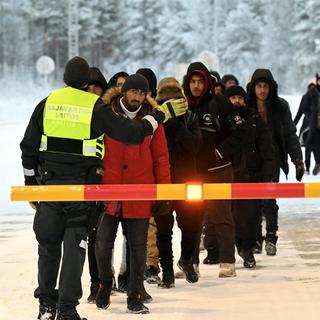 Depuis début août, environ 700 demandeurs d'asile sont entrés en Finlande sans visa par la frontière avec la Russie, selon les autorités finlandaises. [AFP - Jussi Nukari / Lehtikuva]