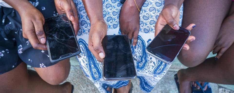 Des perturbations majeures du trafic internet ont affecté jeudi plusieurs pays africains, comme la Côte d'Ivoire, le Liberia ou encore le Bénin. [AFP - DANIEL BUAH / SCIENCE PHOTO LIBRARY]