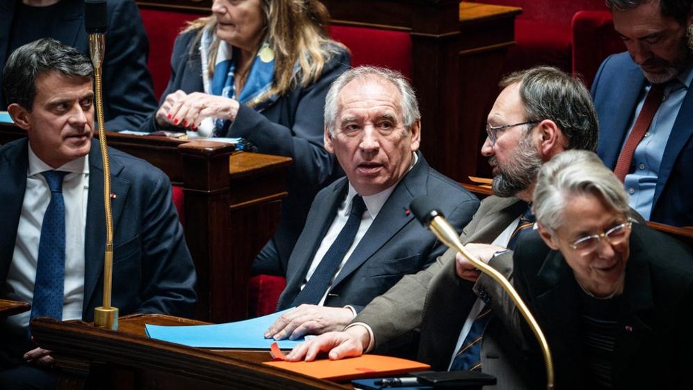 Le nouveau Premier ministre français François Bayrou fait face à un premier test jeudi 16 janvier 2025 avec l'examen à l'Assemblée nationale d'une motion de censure. [AFP - Xose Bouzas / Hans Lucas]