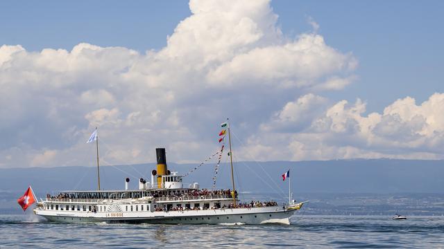 Les croisières ont pu reprendre partout en Suisse le 6 juin, comme ici sur le lac Léman (Archives) [KEYSTONE - Jean-Christophe Bott]