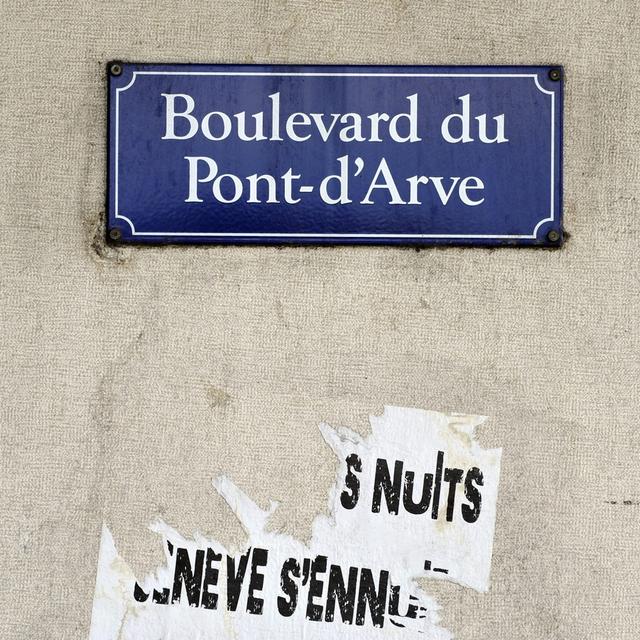 Le boulevard du Pont-d'Arve sera rouvert à la circulation vendredi à Genève. [Keystone - Martial Trezzini]