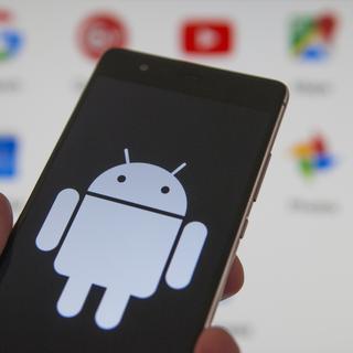 Les applications Google supportées par le système d'exploitation Android ne fonctionneront plus sur les téléphones Huawei. [NURPHOTO/AFP - JAAP ARRIENS]