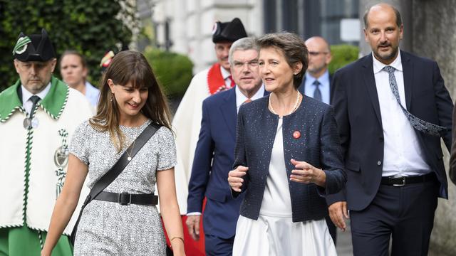 La présidente de la Confédération Simonetta Sommaruga s'est rendue à Lausanne pour la soirée du 1er Août. [Keystone - Laurent Gillieron]