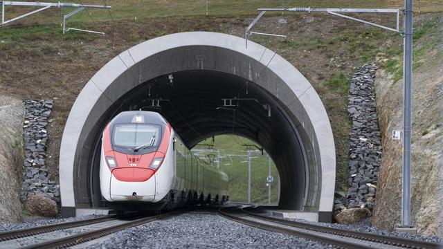 Les CFF arrivent au bout du tunnel après une pénurie de pilotes de train [Keystone - Gaetan Bally]