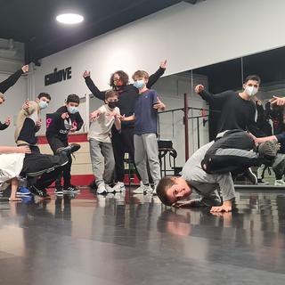 Danseurs de break de l'école Groove à Neuchâtel [RTS - Katia BITSCH]
