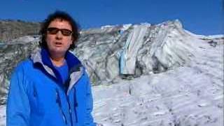 Valais: les bâches protégeant le glacier du Mont-Fort ont été retirées