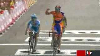 Cyclisme: l'américain Floyd Landis s'empare du maillot jaune dans les Pyrénées