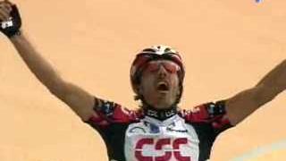 Cyclisme: le Suisse Fabian Cancellara remporte le Paris-Roubaix