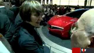 Micheline Calmy-Rey célèbre la journée de la femme au Salon de l'auto