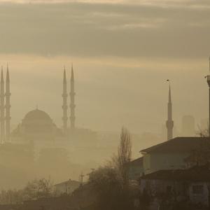 Vue sur Ankara avec au fond la Mosquée Haci Bayram