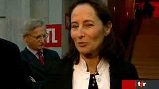 Présidentielles françaises: la candidate Ségolène Royal prise dans la tourmente fiscale