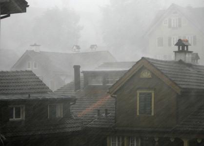 De fortes pluies se sont abattues sur la Suisse lundi soir