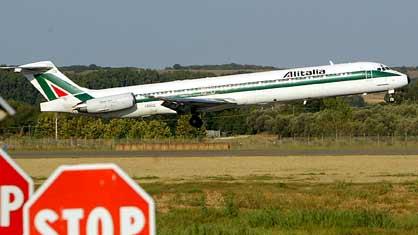 Les avions d'Alitalia pourrraient bien être cloués au sol dès lundi.