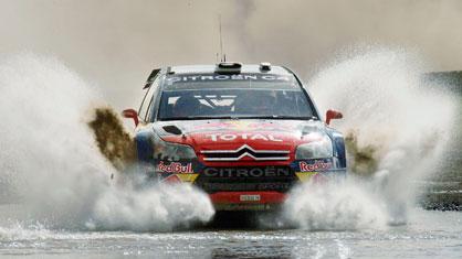 Sébastien Loeb a profité de la poisse des Ford pour s'imposer.