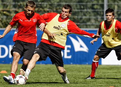 Alex Frei a retrouvé ses coéquipiers pour le prochain match.