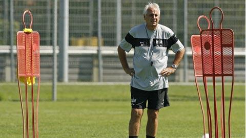 Bernard Challandes aurait rêvé du Barça, de Liverpool et du Bayern...