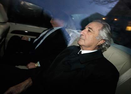 L'affaire Madoff a des répercussions à Genève, 5 personnes ont été inculpées.