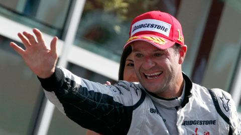 Rubens Barrichello semble décidément se plaire dans le monde de la F1.