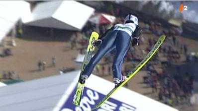 Ski nordique: vol à ski à Planica: un saut fabuleux de Simon Ammann, 233m record de Suisse