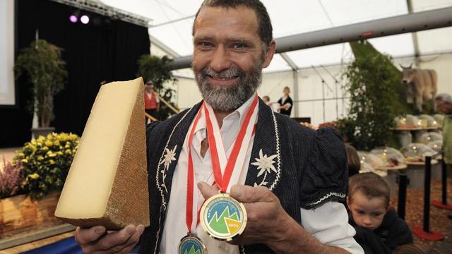 L'un des lauréats, un producteur de Gruyère AOC.