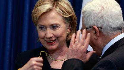 Hillary Clinton a rencontré le président palestinien Mahmoud Abbas.