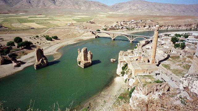 Le barrage d'Ilisu menace la cité millénaire d'Hasankeyf.