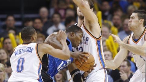 Empêcher Dwight Howard de shooter, la bonne tactique du Thunder.