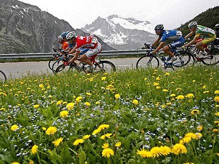 Descente vertigineus dans les Alpes