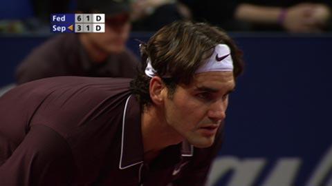 Sport en vidéo Tennis / Swiss Indoors (2e tour): Federer-Seppi / Le point peut-être le plus disputé (3)
