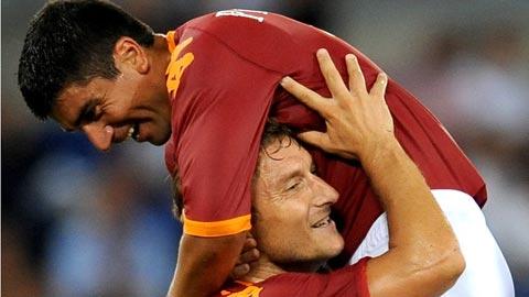 Des stars comme Totti et Pizarro fouleront le Parc St-Jacques.