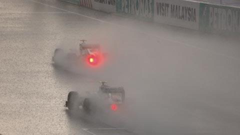 Un véritable déluge s'est abattu sur le circuit de Sepang.