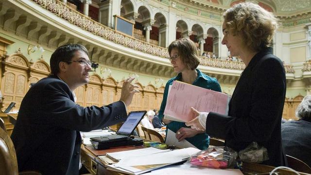 Les socialistes (C.Levrat à g. et U.Wyss à dr.) élaborent leur position vis-à-vis de l'islam.