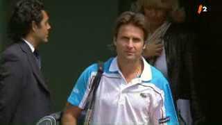 Tennis / Roland-Garros: la longévité des joueurs en question: l'exemple Santoro