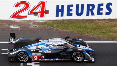 Peugeot remporte son 1er succès depuis 1993 aux 24 Heures du Mans.