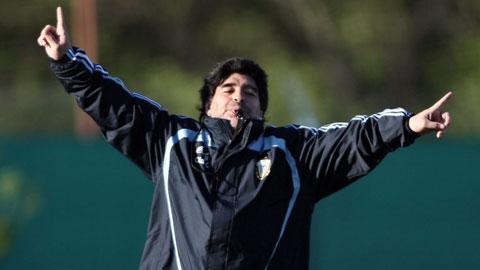 Maradona sentirait-il le vent du boulet?