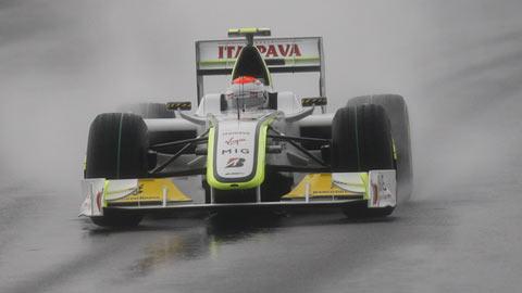 Barrichello s'est montré le plus rapide sous la pluie de Sao Paulo.