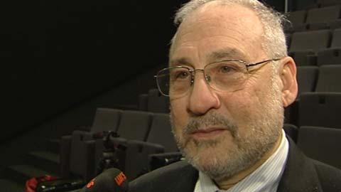 Secret bancaire et argent sale: les explications de Joseph Stiglitz, prix Nobel d'économie