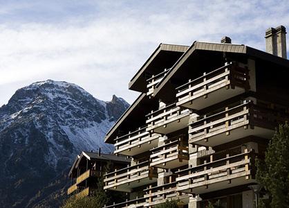 Les propriétaires de résidences secondaires (ici le village de Grimentz) seront-ils à l'avenir tous taxés?