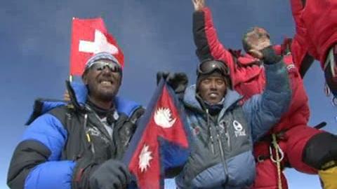 Sherpas, les vrais héros de l'Everest: L'ascension (2/3)