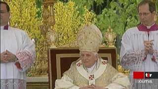 Pâques: le pape Benoît XVI a prononcé la traditionnelle bénédiction urbi et orbi