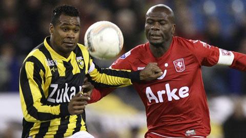 Nkufo a marqué 111 buts depuis 2003 avec Twente Eschede.