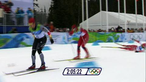 JO Vancouver / Ski de fond: Dario Cologna chute dans le sprint final du 50km classique